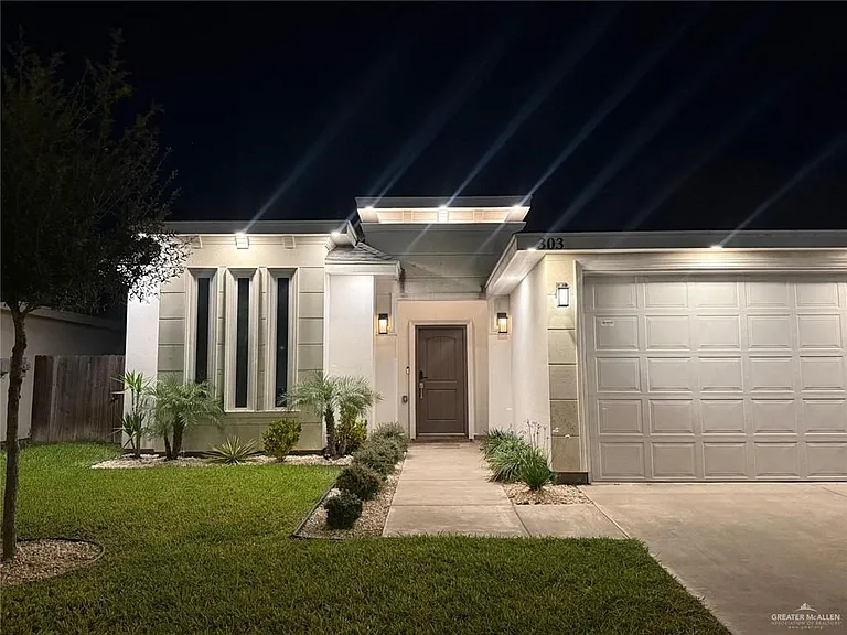 303 Paxton Dr — Photo 27