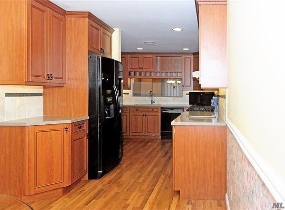 4th image of 415 Woodland Estates Dr