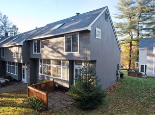 6 Partridge Ct, Simsbury, CT 06070