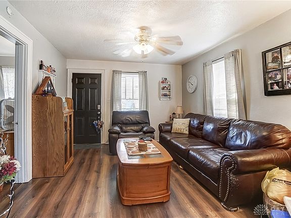 4th image of 1304 Campbell Ave