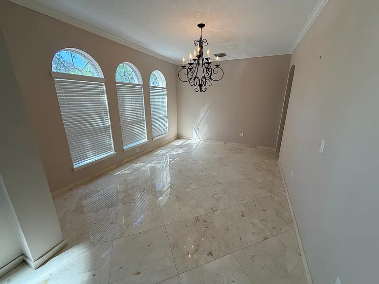 6608 Newport Palms Ct — Photo 12