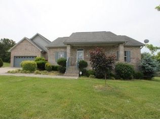 3534 Walking Horse Ln, Sevierville, TN 37876