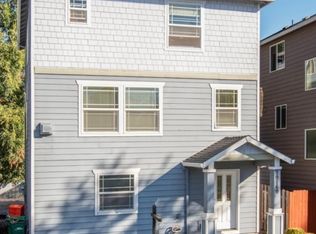 19169 SE Ash St, Portland, OR 97233