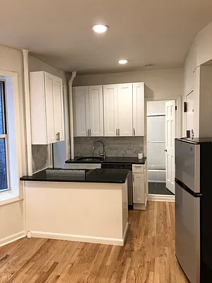 Rented by Skyline Realty LLC II | media 11