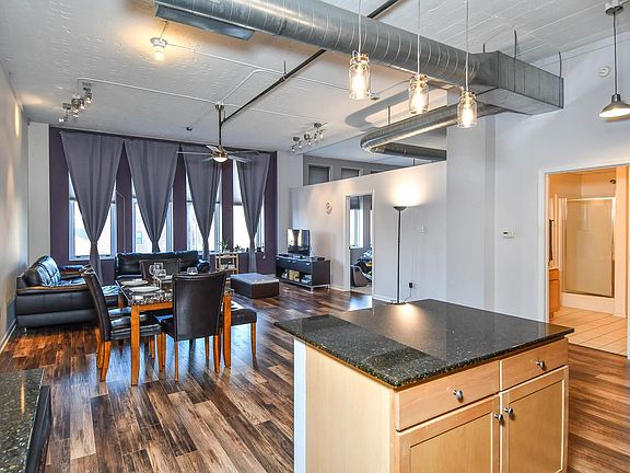 5th image of 1501 Locust 305