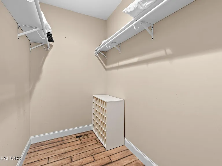 135 Lake Overlook Dr — Photo 19