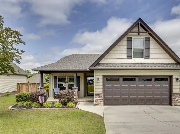 120 Damascus Dr, Simpsonville, SC 29681