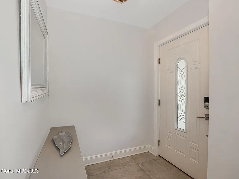 115 S Indian Cir — Photo 18