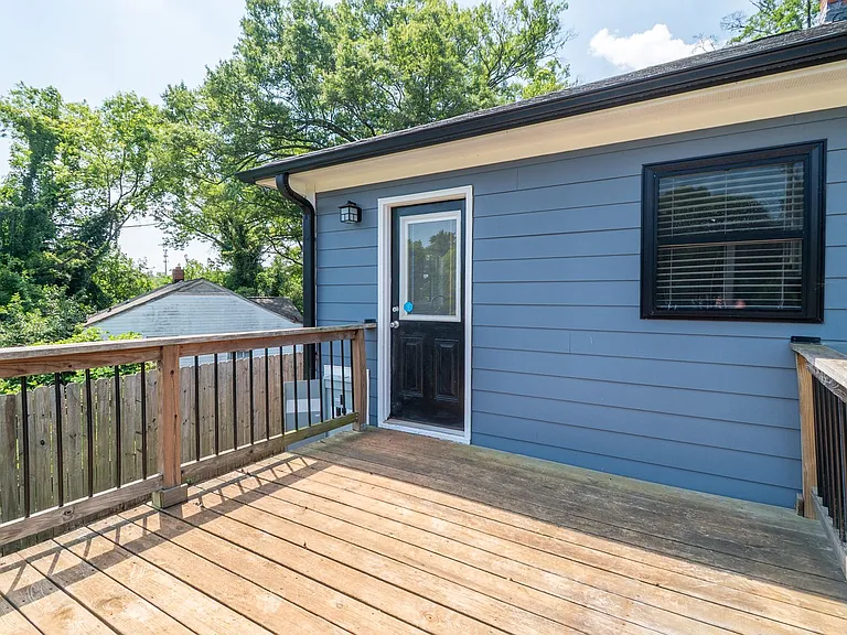 2520 Brentwood Pl — Photo 33