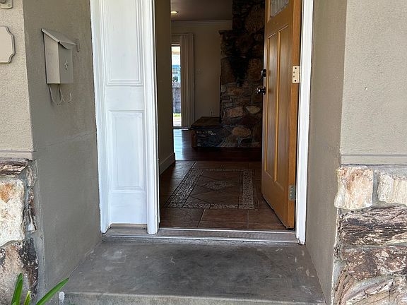 3rd image of 179 Herrington Dr