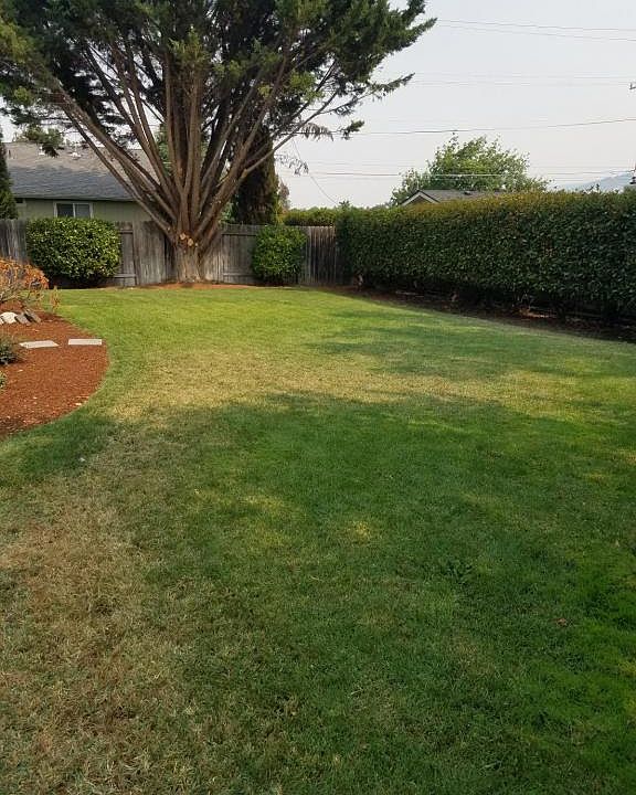 2nd image of 1672 Valley View Dr