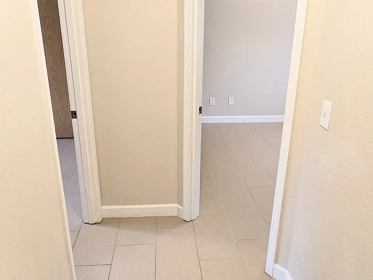 322 Lorraine Ave #A — Photo 17