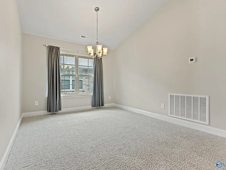 122 Ardsley Dr — Photo 11