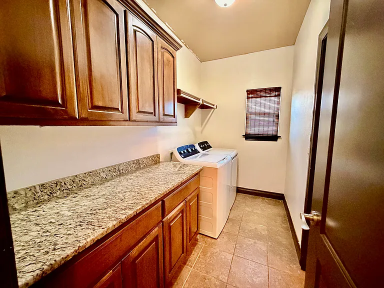 15904 Layne Ct — Photo 8