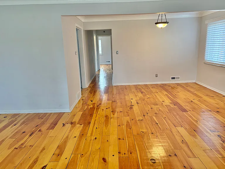 4033 Hillandale Rd #4 — Photo 12