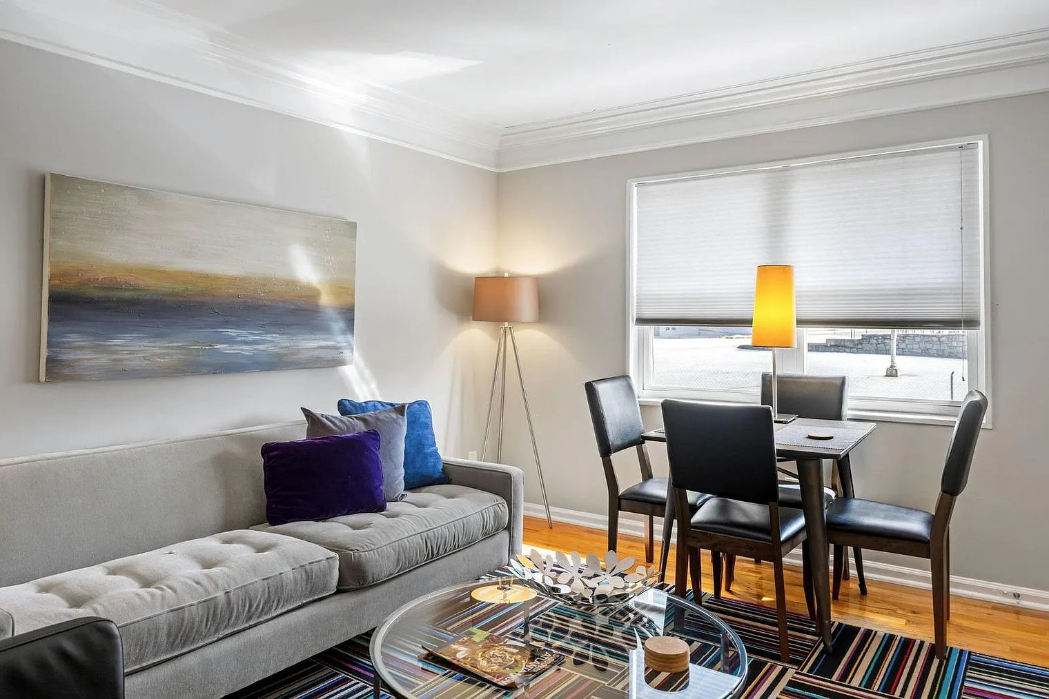 1 bed, 1.0 bath, 645 sqft, $3,334 — Photo 3