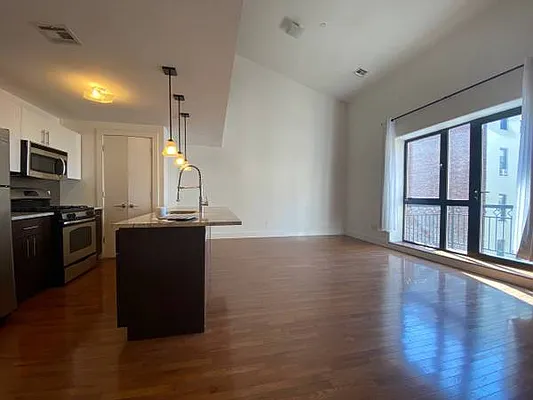 Rented by Doorway NYC, LLC | media 31