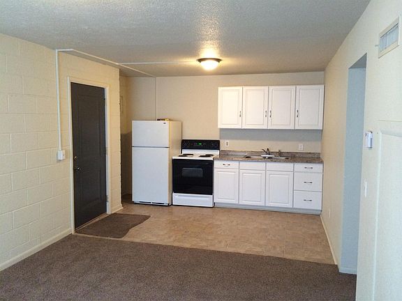 3rd image of 221 S 4th St APT 6