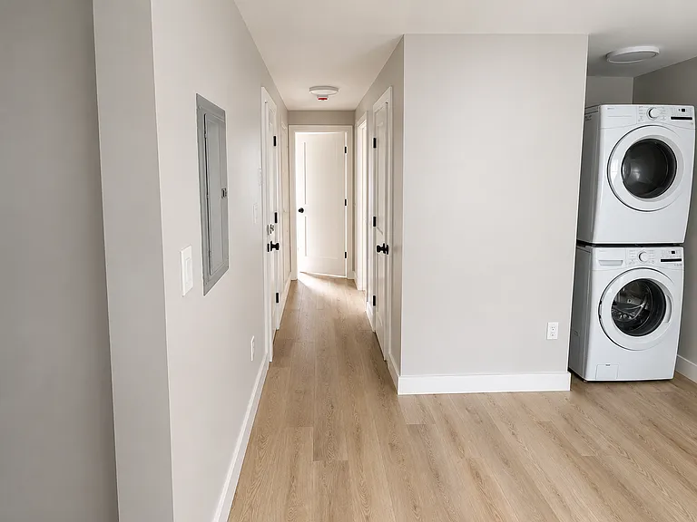 8 Cheever Ct #2 — Photo 4