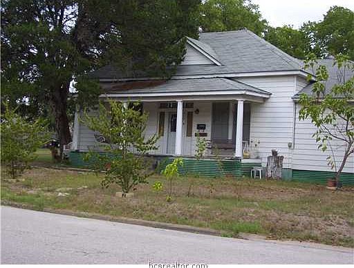 3rd image of 216 N Judson St
