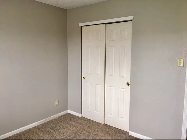 1286 Kenwood Dr — Photo 9