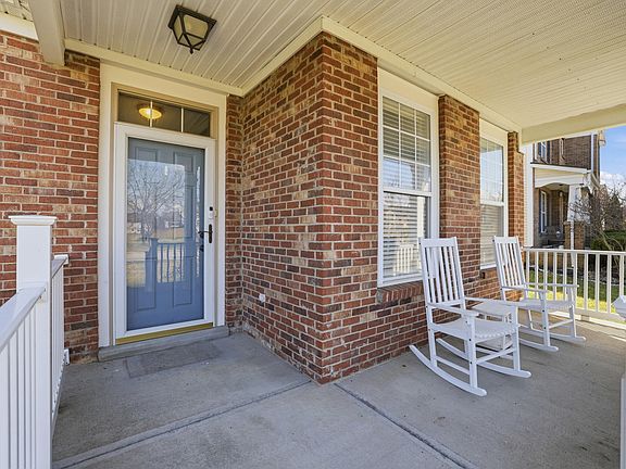 3rd image of 204 Hays Blvd