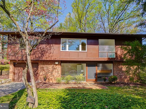 2nd image of 14525 Barkwood Dr