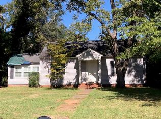 1209 E 5th Ave, Albany, GA 31707