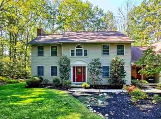 801 Mountain Ct, Hanover, PA 17331