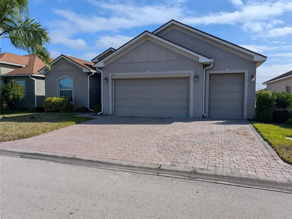 5225 Pebble Beach Blvd, Winter Haven, FL 33884