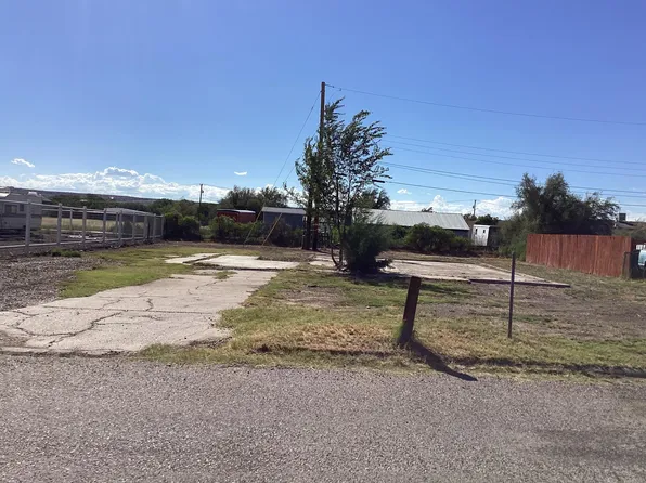 903 Impala Dr, Belen, NM 87002