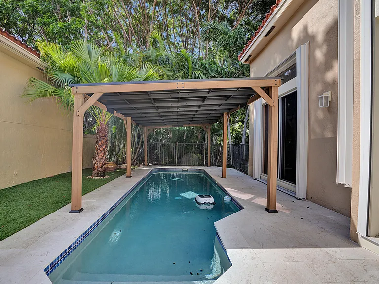 5860 NW 120th Ave — Photo 4