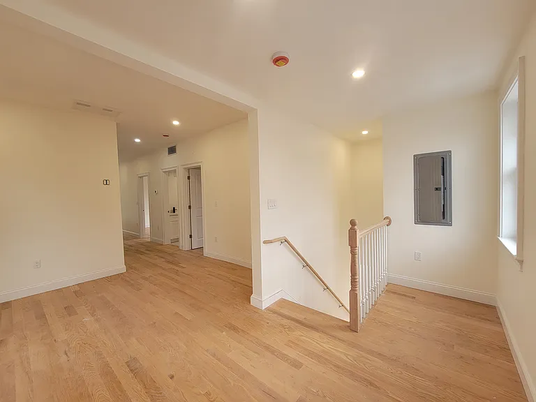14 Chapman St #2 — Photo 5