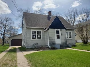 121 Brix St, Clintonville, WI 54929