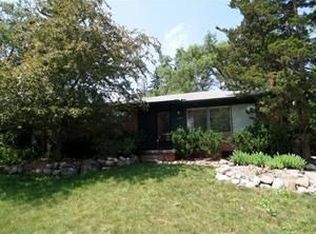 1534 Glastonbury Rd, Ann Arbor, MI 48103