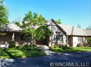 73 Mountain Vista Dr, Hendersonville, NC 28739