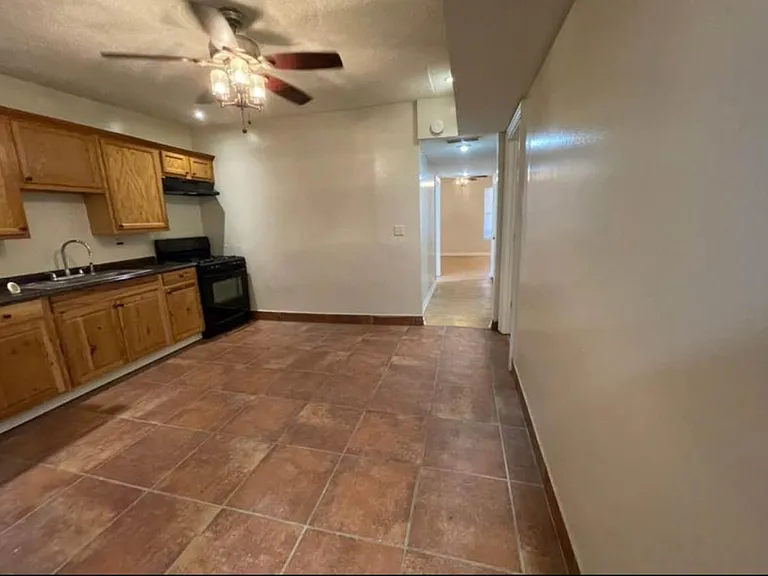 2607 Adams Ave #2 — Photo 5