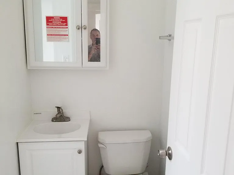 1239 W Greenleaf Ave #1 — Photo 7
