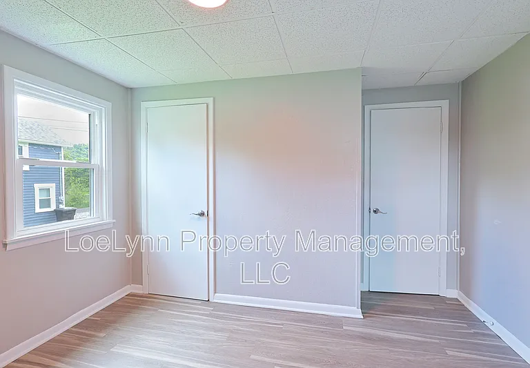 14210 Temple St — Photo 32