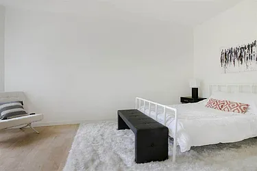 Rented by Artur Gutman, LREB