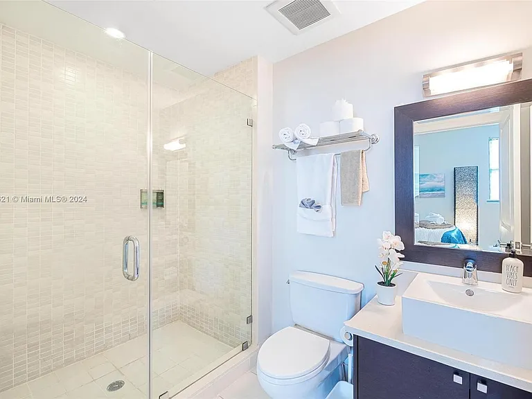 5300 NW 87th Ave #612 — Photo 25