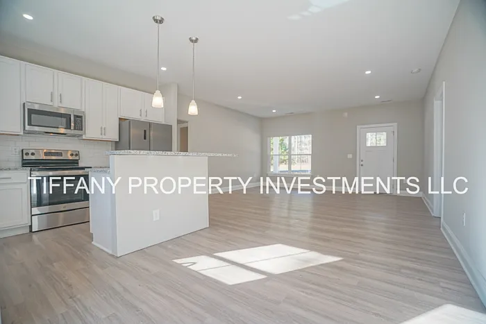 242 Acorn Acres Rd — Photo 3