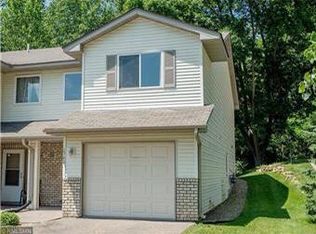 1360 Goodwin Ave N, Oakdale, MN 55128
