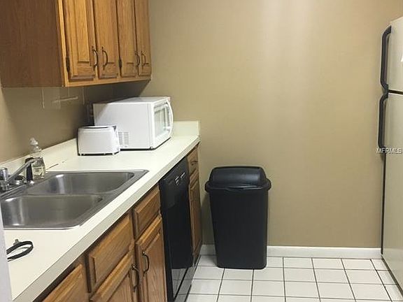 2nd image of 4742 Capri Pl