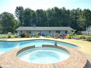 924 Winding Rd, Edgewater, MD 21037