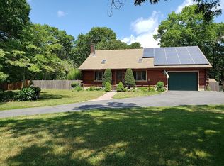 15 Tupelo St, Manorville, NY 11949