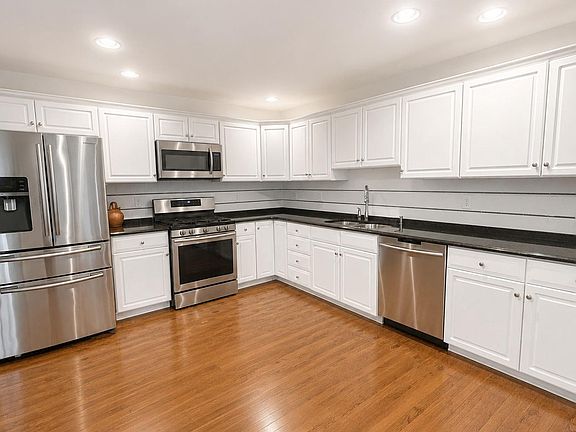 2nd image of 11 Hogan Way