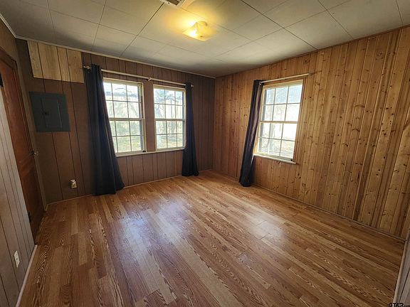 3rd image of 7121 State Highway 94