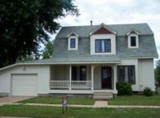 216 W Avenue B, Mount Hope, KS 67108