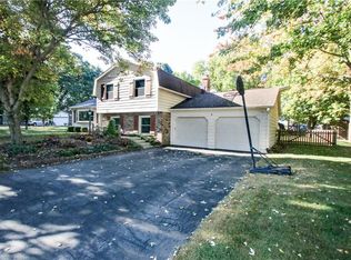 9 Fairlane Dr, Brownsburg, IN 46112